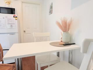 2 Bedrooms Comfort Haven in Paddington - 6