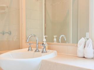 2 Bedrooms Comfort Haven in Paddington - 4