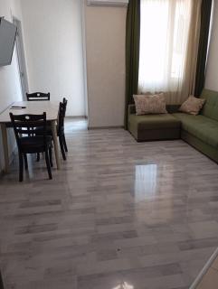 Varketili Takhaishvili Street Apartment - Tbilisi - 4