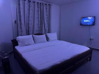 Golden Lily Hotels - 1