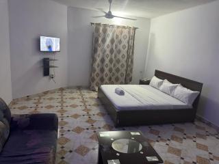 Golden Lily Hotels - 2