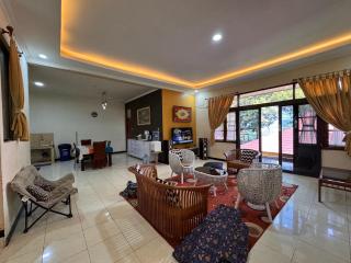 Villa Bukit Punclut - 8