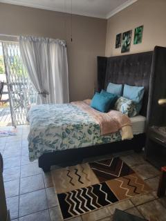 Primrose Accommodation - George - 2