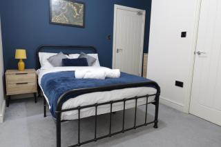 Stylish 6 Bed Apartment - Ideal for Contractors, Health Care workers - Peterborough - 3