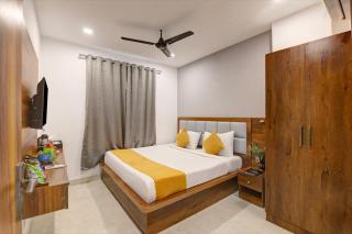 Hotel Travana Stay at Pitampura - 0