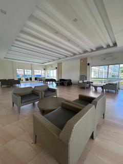 2-bedroom unit with Sea & Mountain View - 1