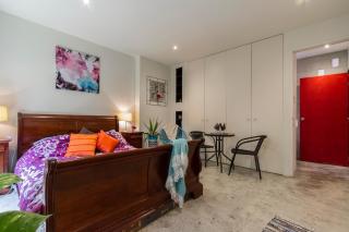 Melb cbd studios- Skyline or Zen garden - 0