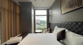 Capitol Central Hotel and Suites - 5