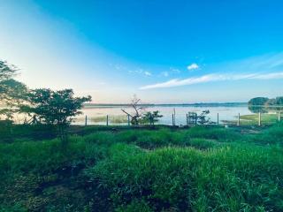 Lake Breeze Cabana - 8