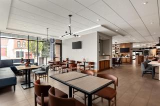 Hyatt Place Bloomington Indiana - Bloomington - 4