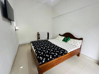 Ella Hide Forest Cottage - 6