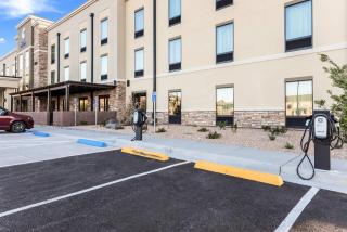 Comfort Inn & Suites Zion Park Area - 9