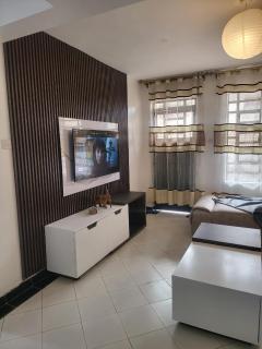 Kim's Executive Three bedroom apartment with outdoor, Nakuru CBD - 0