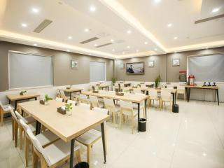 GYA Jiaxing Tongxiang City Century Avenue Hotel - 4