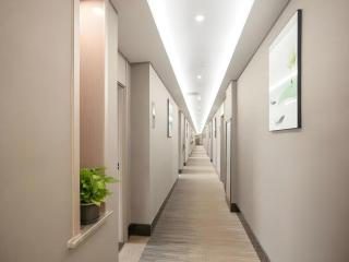 GYA Jiaxing Tongxiang City Century Avenue Hotel - 3