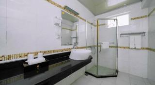 Hoang Long Hotel - Hai Phong City Center - 7