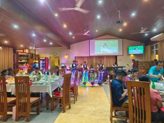 kandy lake reach hotel - 1