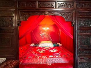 Beijing Double Happiness Courtyard Hotel - 4