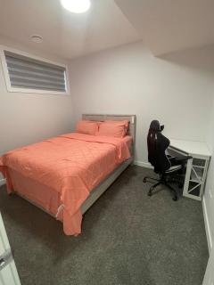 Cozy and modern two bedroom guest suite - 5