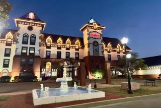 Chateau Hotel and Conference Center - 2