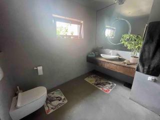 Roof-only house & shipping container - 6