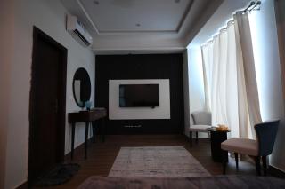 De Elevè 02'- Designer 1 Bed Luxury Apartment - 5