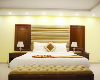 City Oasis Hotel - 3