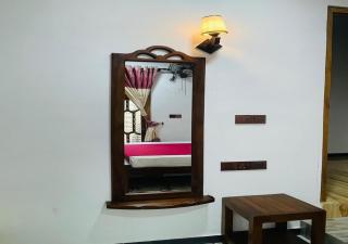 Aadhira Guest House - 0