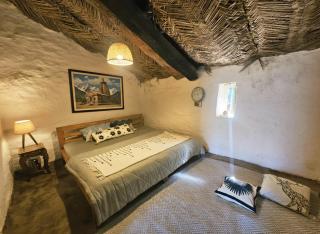 Chaukhamba Cradle - 5