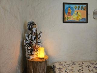 Chaukhamba Cradle - 4