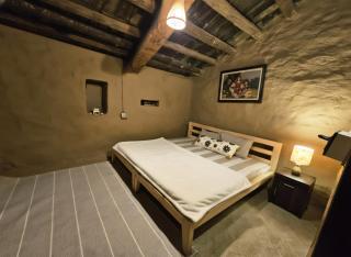 Chaukhamba Cradle - 3