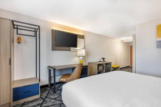 Comfort Inn Davenport East - Bettendorf - 2