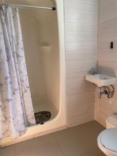 Roots Self Catering Budget Unit 2-Budget Room - 4