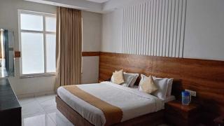 Townhouse Railway Road Katra Formerly The Amro - 3