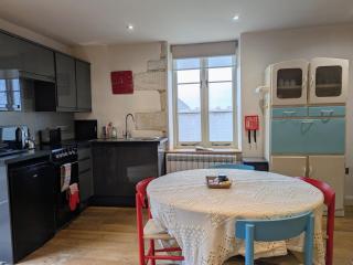 Lower Rudloe Farm - 1