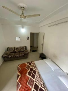 Shivay family home stay - 2