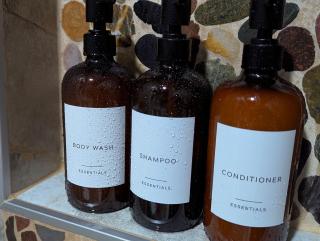 Retreat, Relax, Recharge - Fireplace & Hot Tub - 2