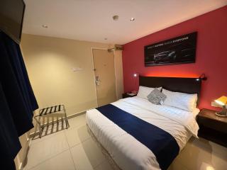 Hotel Crystal Villa - 5