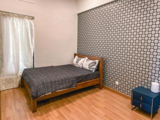 New Georgetown Tropical Macalister 218 Homestay 9pax to11pax HENG - 1