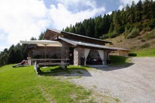 Chalet Chapeau RaR - 0