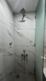 Stylish City Retreat Modern Urban Escape - 2