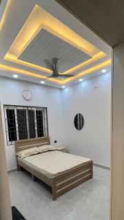 Stylish City Retreat Modern Urban Escape - 3