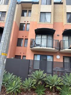 Apartment in East Perth - 1