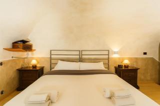 Accogliente alloggio nel pieno centro storico della città parcheggio in box privato incluso - 8