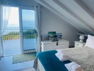 Ocean Garden, 4 units by the ocean - 1