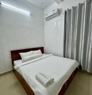 Lilly travel on budget- Bassac land - 6