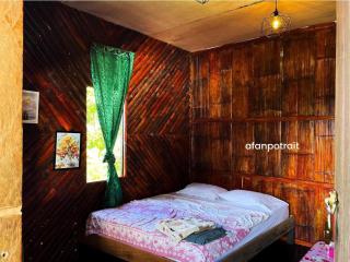 De'Remin Sapit, Village Above Clouds - 6