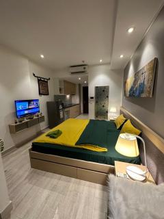 CENTRAL GARDEN BUILDING - HCMC central localtion - 8