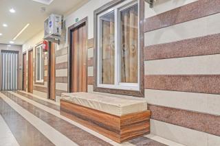 Collection O Mohan Paradise - 4