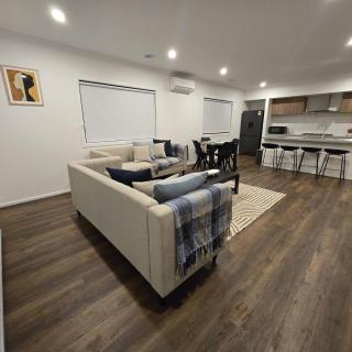 Premium 4BR Home Near Nature & Shops - 4